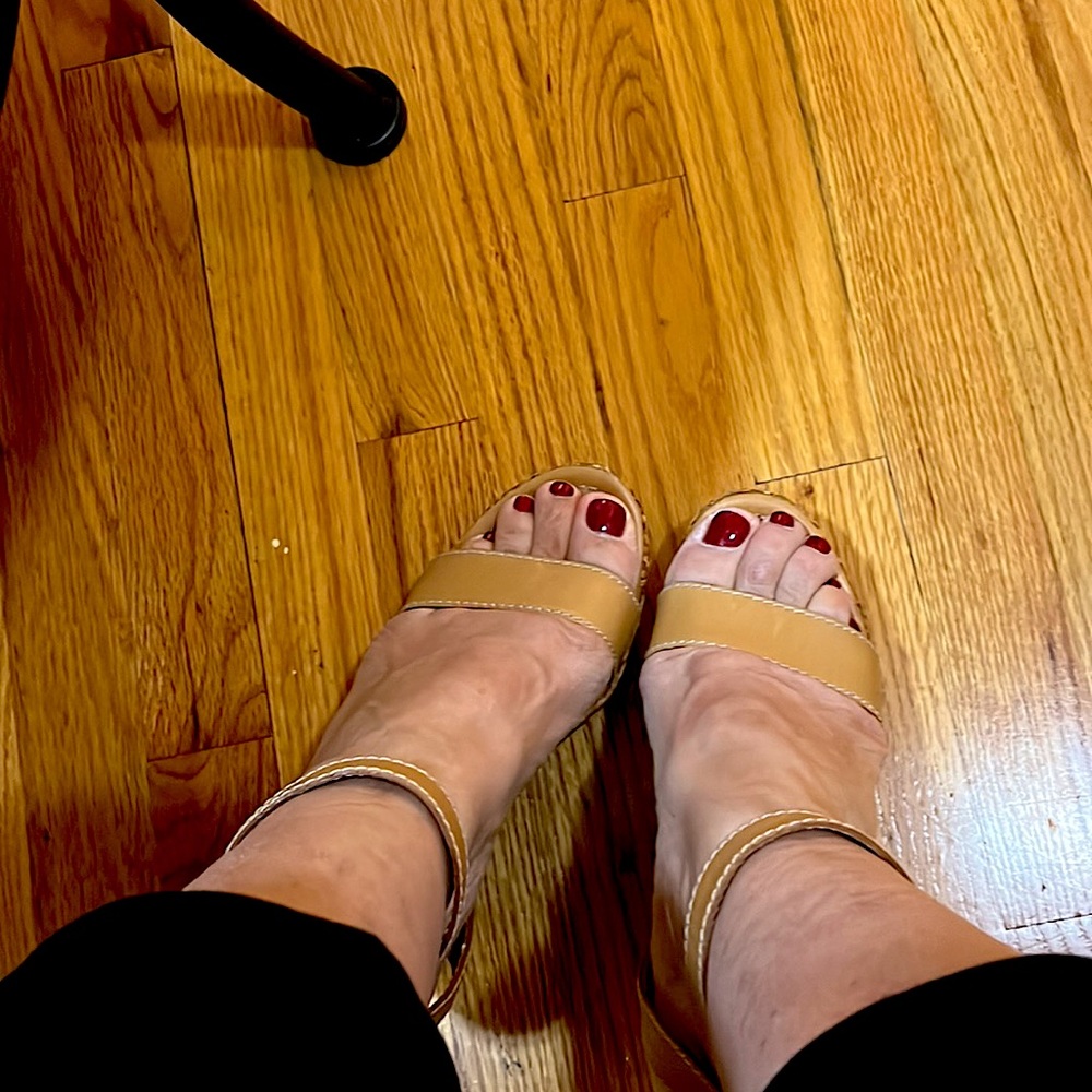 Wedge sandals